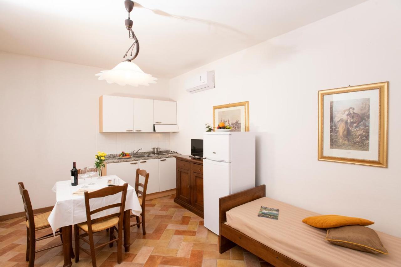 Borgo San Antonio & Borgo San Giuseppe By La Principina Aparthotel พรินซิพินา แทร์รา ภายนอก รูปภาพ