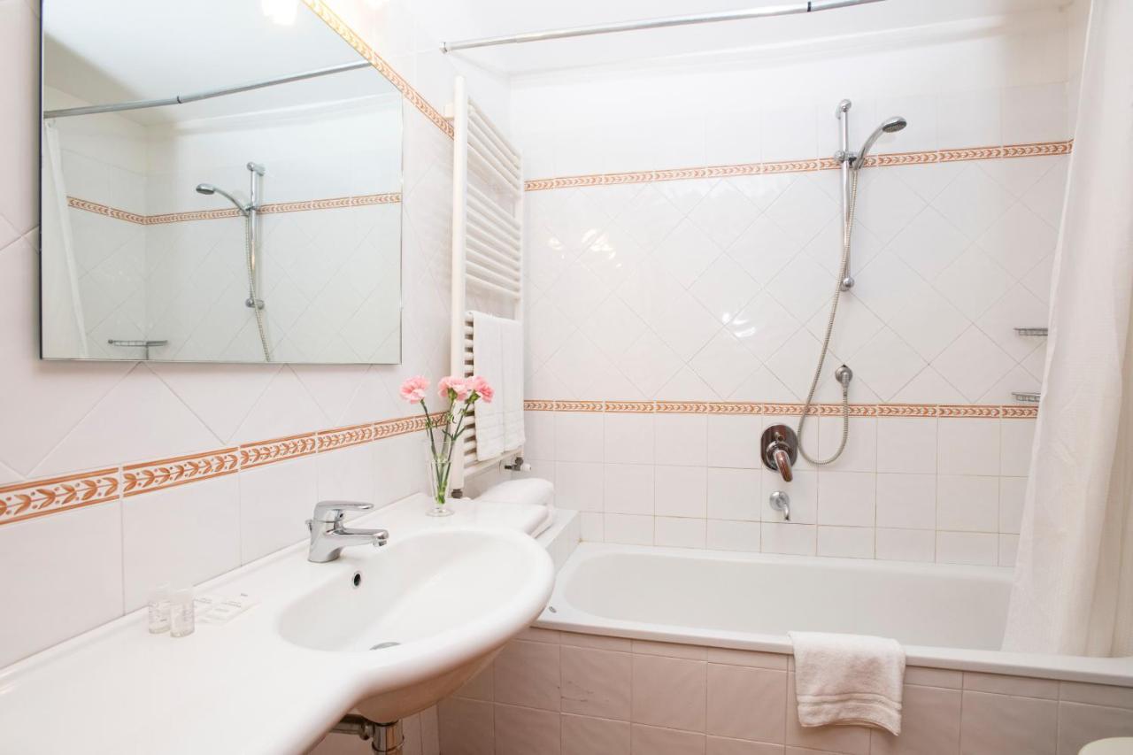 Borgo San Antonio & Borgo San Giuseppe By La Principina Aparthotel พรินซิพินา แทร์รา ภายนอก รูปภาพ