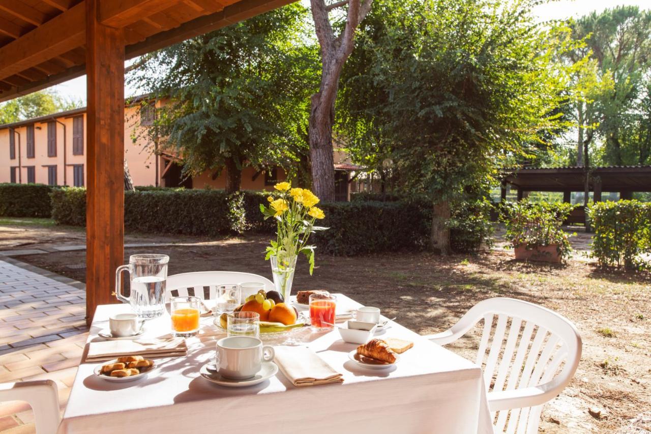 Borgo San Antonio & Borgo San Giuseppe By La Principina Aparthotel พรินซิพินา แทร์รา ภายนอก รูปภาพ